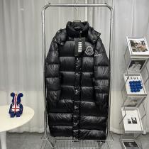 ダウンジャケット雑誌も街も人気アイテム定番人気MONCLER偽物 通販 