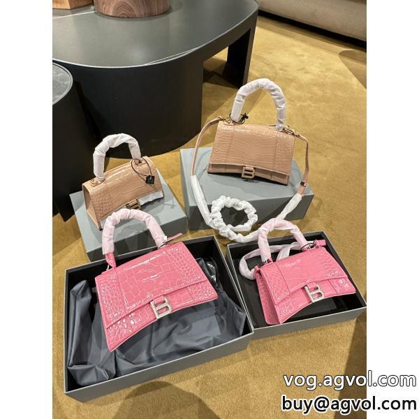 balenciagaブランド コピー 通販バッグ売切続出　おしゃれ度をUPする新着