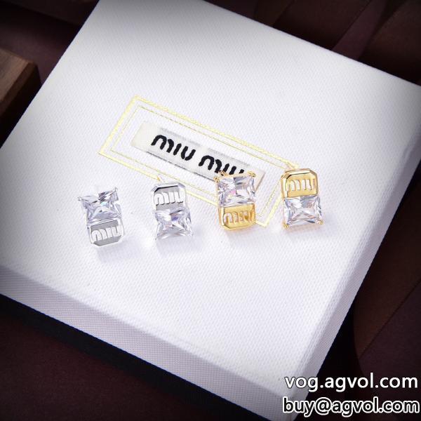 耳くぎブランド コピー 販売ミュウミュウ今すぐ欲しい鮮度が手に入る
