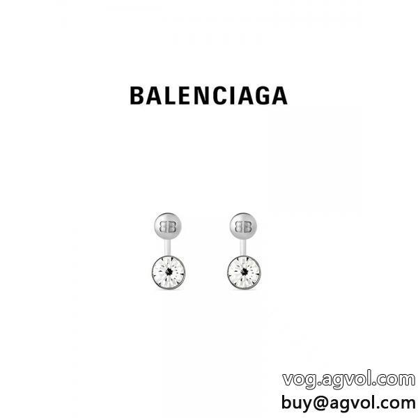 NEW!国内完売最安に挑戦耳くぎbalenciagaブランド スーパー コピー 通販
