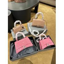 balenciagaブランド コピー 通販バッグ売切続出　おしゃれ度をUPする新着