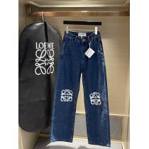 ジーンズスーパー コピー ブランドLOEWE今流行元気な印象に