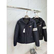 偽物 ブランドスペシャルプライス毎年大人気商品トムブラウン綿入れの服