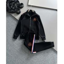 ラグジュアリーな雰囲気大変お買得セットMONCLERコピー ブランド 通販