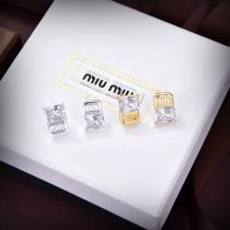 耳くぎブランド コピー 販売ミュウミュウ今すぐ欲しい鮮度が手に入る