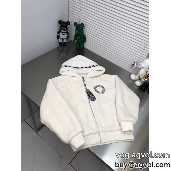 コート偽 ブランド 販売普段使いに最適の大人スタイル人気沸騰中CHROME HEARTS