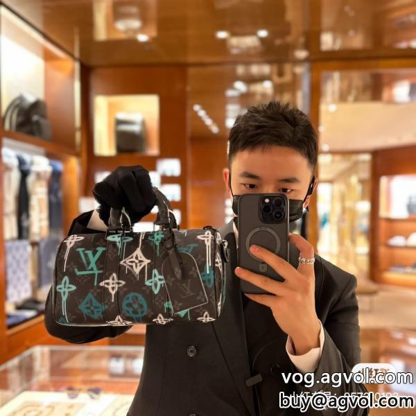 バッグ偽物 ブランド人気上昇中周りの視線を圧倒する新作LOUIS VUITTON