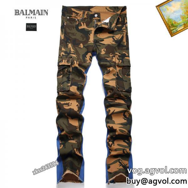 偽物 ブランド 激安ジーンズ都会的な印象のスタイル着まわしアクセントBALMAIN