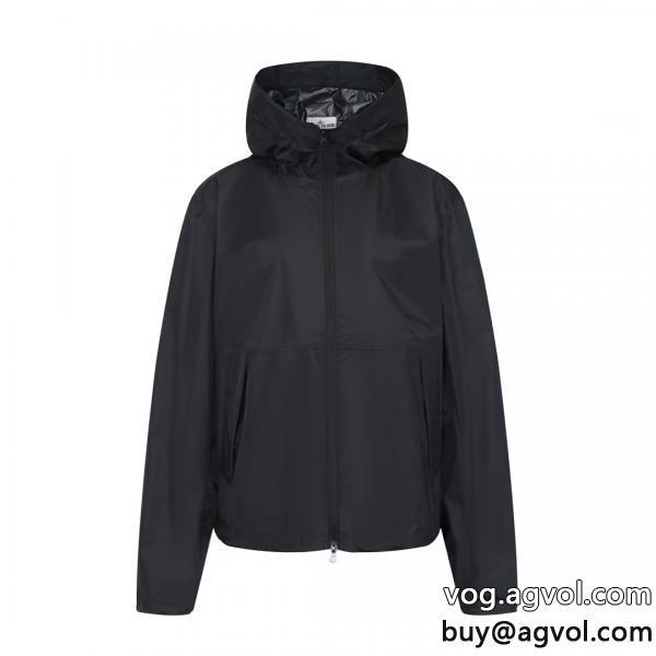 優しげな高級人気色リラックスした雰囲気に偽物 ブランド 激安コートStone Island