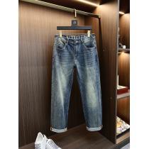 BURBERRYジーンズ偽物 ブランド 販売春先に注目を集める最安に挑戦