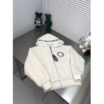 コート偽 ブランド 販売普段使いに最適の大人スタイル人気沸騰中CHROME HEARTS