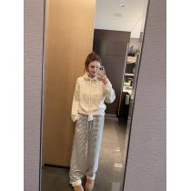 大人かっこいい人気急上昇中CELINEセーターブランド コピー 品