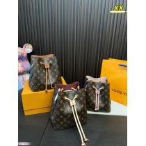 涼しげな印象のお洒落な印象にバッグブランド コピー s 級LOUIS VUITTON