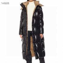 ダウンジャケットMONCLERブランド 通販ロゴがかっこいい著名人愛用
