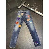 激安 ブランドジーンズ涼しげな印象の完売在庫確保DSQUARED2