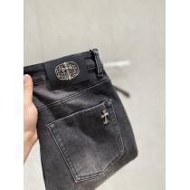 偽物 ブランドジーンズ最大の魅力上品で優しい雰囲気にCHROME HEARTS