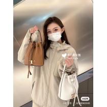 大注目日本未入荷お洒落な印象に偽物 ブランド 販売トッズバッグ