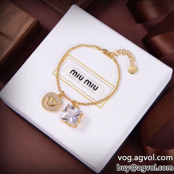 腕輪ブランド コピー 激安MIUMIU新鮮ながら上品VIPセールで奇跡