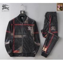 高級感も漂い存在感のあるスーパー コピー 販売セットBURBERRY