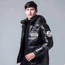 ブランド 偽物新作限定早い者勝ち今年のトレンドカラーMONCLERダウンジャケット