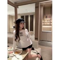 人気沸騰中！おしゃれ新品完売間近ブランド コピー  MIUMIU長袖Tシャツ