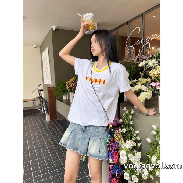 偽物 ブランド 激安ブランド コピー半袖Tシャツクール印象洒落感を演出する！