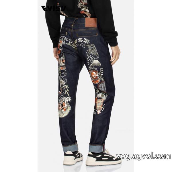 甘過ぎず大人な印象に幅広い層におすすめジーンズ偽物 通販 EVISU