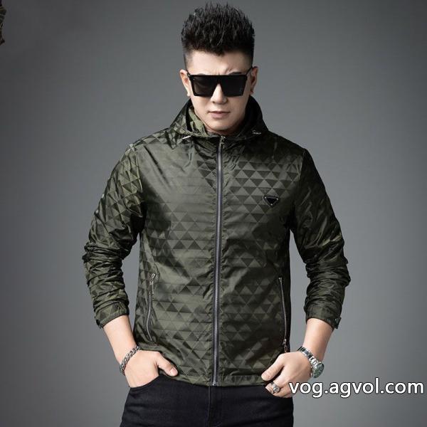 プラダ清涼感あるカジュアルスタイルアップ効果偽物 ブランドコート