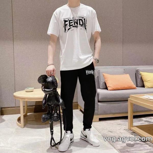 今季大人気のデザイン素敵なデザインスーパー コピー ブランドセットFENDI