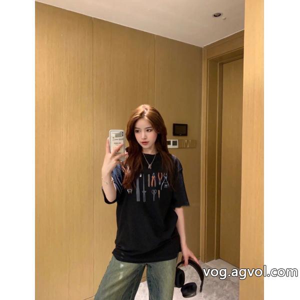 快適な着心地大絶賛半袖Tシャツブランド コピー 着払いFENDI