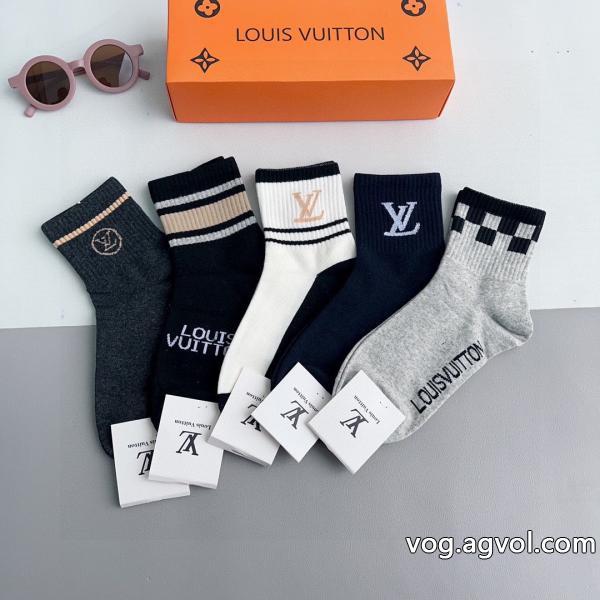 偽 ブランド 購入LOUIS VUITTONVIPセールで破格決算在庫処分靴下