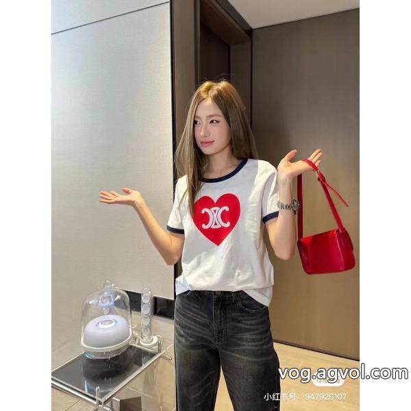 半袖Tシャツ偽物 通販 高級感が溢れた2026新作販売開始CELINE