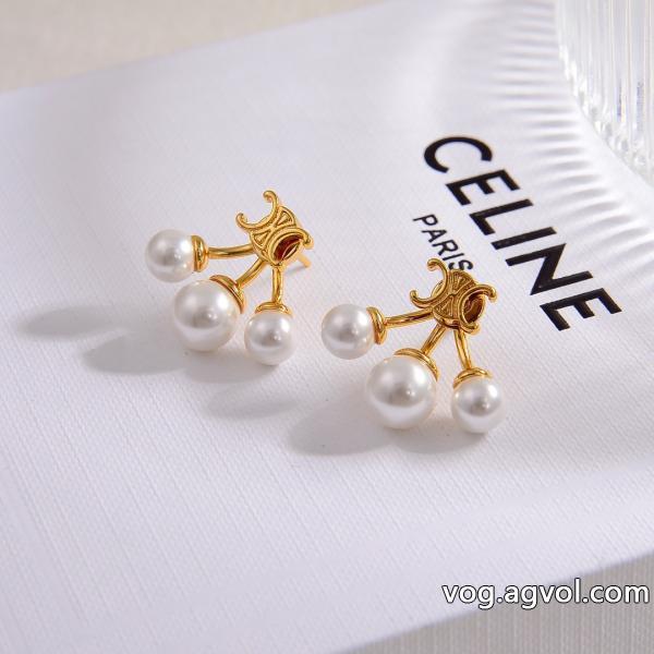 コピー 品 ブランド耳くぎ入荷予定日本未入荷カラーセリーヌ