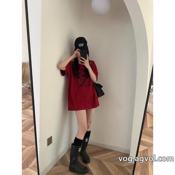 半袖TシャツLOEWEブランド コピー ショップ232026最新モデルカワイイ雰囲気