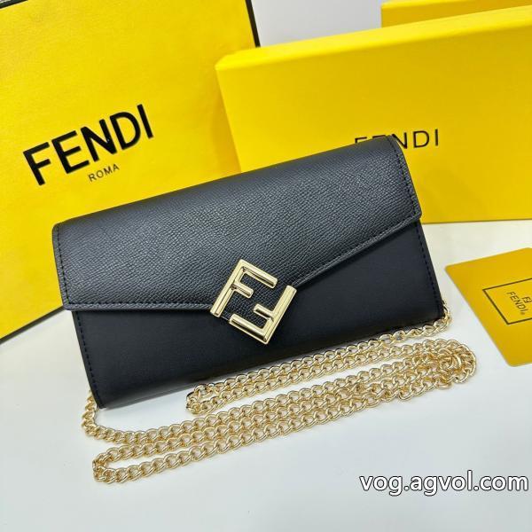 FENDI最終価格セール清涼感あるカジュアルコピー ブランド 優良バッグ