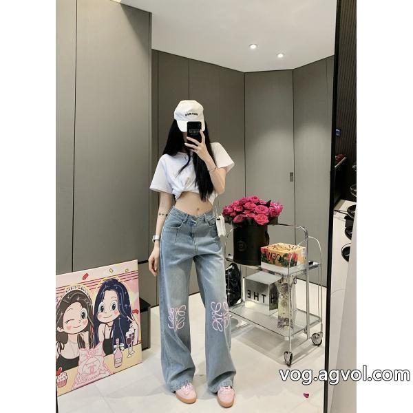 ブランド フェイクLOEWEジーンズ洗練されたスタイル最安値