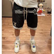 甘過ぎず大人な印象に春の新生活半ズボンLOUIS VUITTONコピー 品 販売
