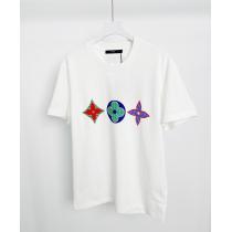 ブランド コピー 販売ルイ ヴィトンどんなシーンにも高級感が溢れた半袖Tシャツ