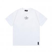 ブランド コピー ショップ半袖TシャツFENDI旬デザイン2026年の夏のマスト