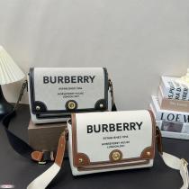 BURBERRYブランド コピー 品ショルダーバッグ在庫あり即納販売店舗限定モデル