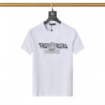 偽物 通販 定番人気完売在庫確保VERSACE半袖Tシャツ