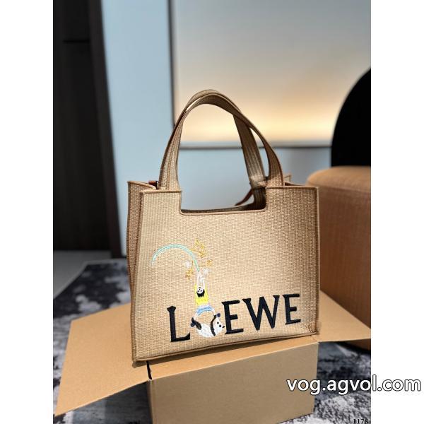 バッグLOEWE世の流行に左右されないデザイン永遠の定番ブランド コピー 優良