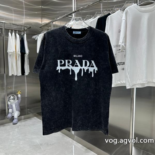 抜け感スゴイ高級感あるスタイルコピー ブランドPRADA半袖Tシャツ