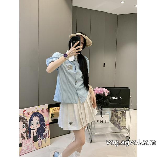 MIUMIU半袖シャツスタイルアップ効果爽やかさコピー ブランド 優良