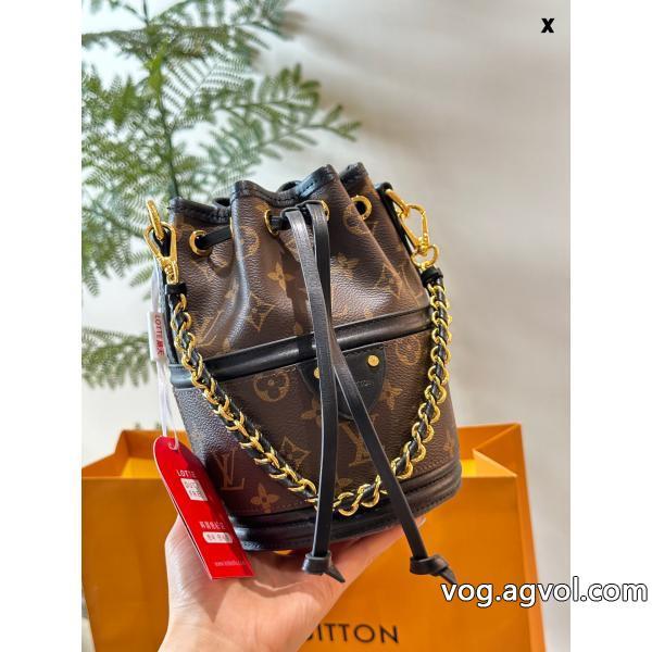 ルイ ヴィトン通勤にもOK海外限定コピー 商品 販売バッグ