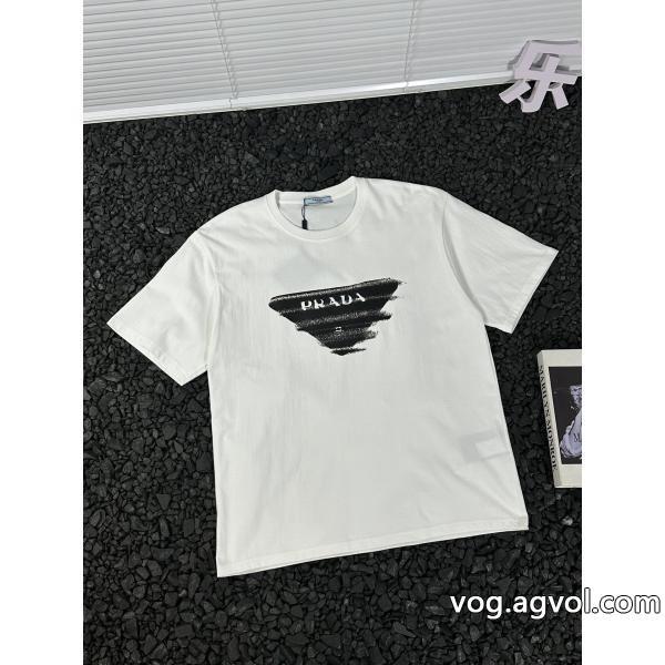 ブランド 偽物 激安 通販半袖Tシャツ在庫希少オシャレな印象にPRADA