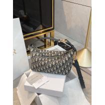 バッグコピー ブランド 優良個性的なスタイリング希少限定DIOR
