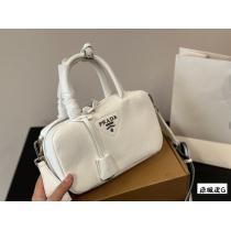 バッグ偽物 ブランド 販売プラダ必見素敵お上品期間限定
