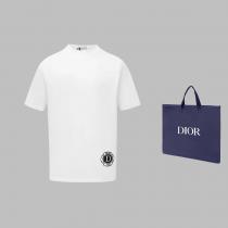 風合いが魅力コーデ選ばずおしゃれのポイント偽物 通販 DIOR半袖Tシャツ