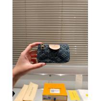 通年使えるアイテム超カッコイイLOUIS VUITTON財布ブランド 激安